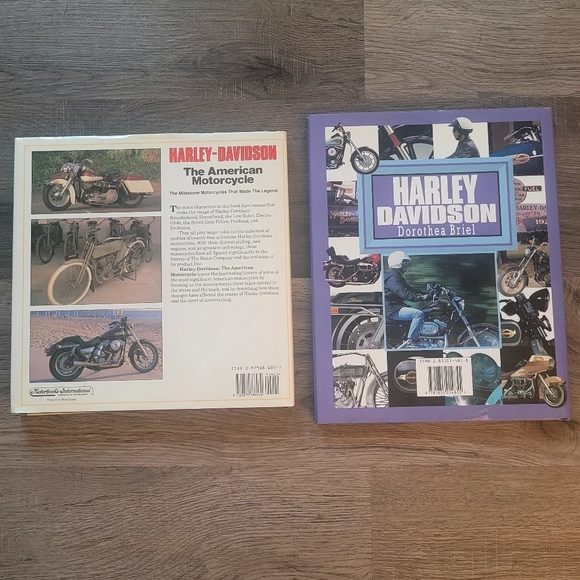 Harley-Davidson Books - Picture 2 of 5